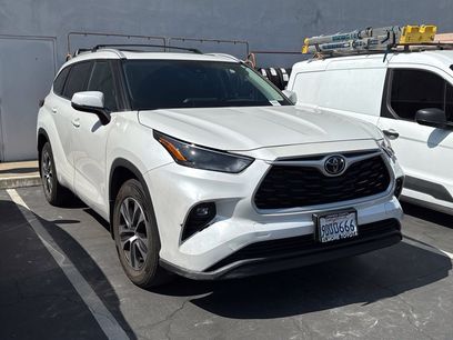Used 2022 Toyota Highlander XLE