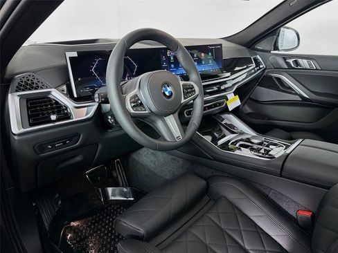 New 2026 BMW X6 xDrive40i image 9