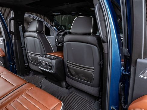 Used 2026 GMC Sierra 3500 Denali Ultimate image 32