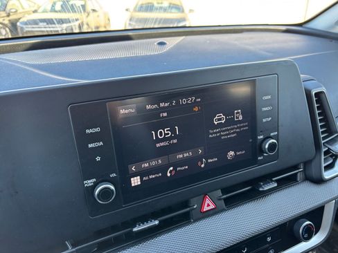 Used 2025 Kia Sportage LX image 21