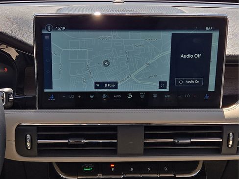 Used 2025 Lincoln Corsair Reserve FWD image 8