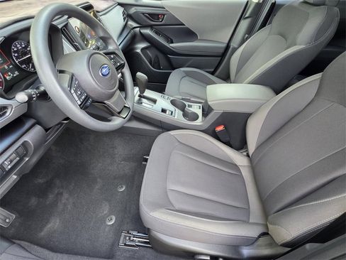 Used 2025 Subaru Crosstrek 2.0i Premium image 6