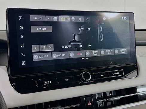 Used 2025 Mitsubishi Outlander SE AWD/4WD image 21