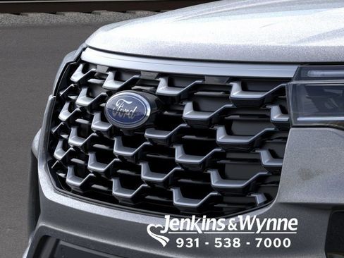New 2026 Ford Explorer Platinum AWD/4WD image 17
