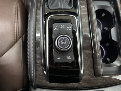 Used 2023 Nissan Armada Platinum w/ Captain's Chairs Package image 58