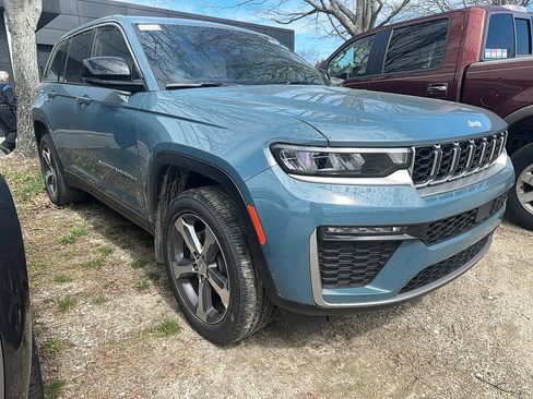 New 2026 Jeep Grand Cherokee Limited image 2