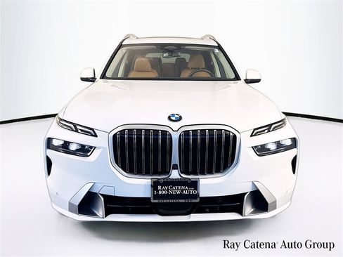 Used 2026 BMW X7 xDrive40i image 2