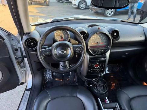 Used 2015 MINI Cooper Countryman FWD image 11