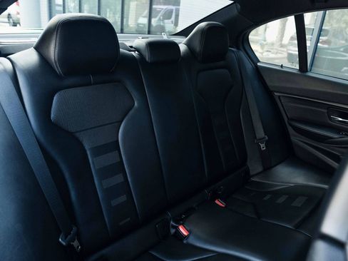 Used 2018 BMW M3 CS RWD image 19