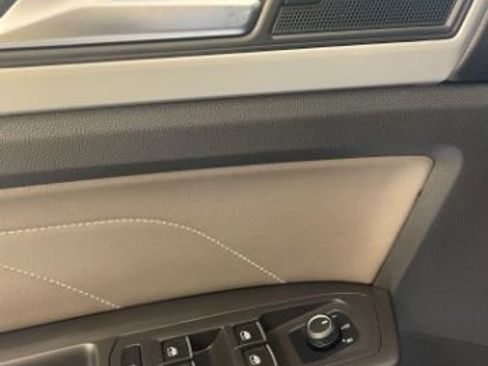 Used 2023 Volkswagen Atlas SE AWD/4WD image 10
