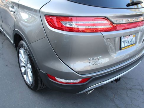 Used 2017 Lincoln MKC Select w/ Select Plus Package image 16