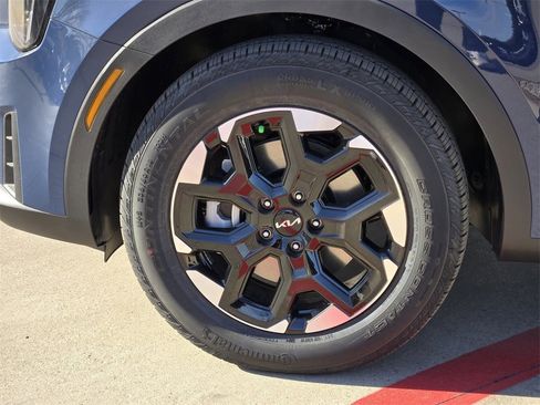 New 2026 Kia Sorento S w/ S Panoramic Sunroof Package image 8