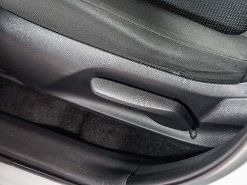 Certified 2022 Toyota RAV4 LE FWD image 23