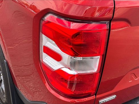 Used 2023 Ford Maverick XLT FWD image 28