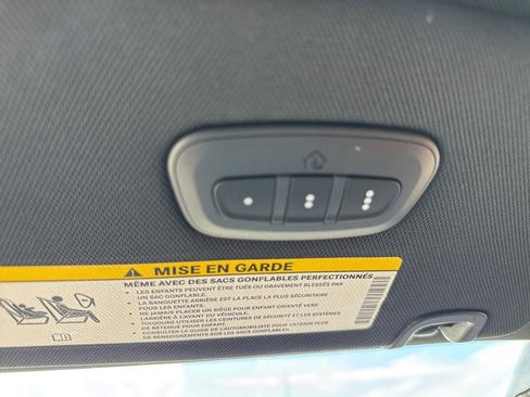New 2026 Chrysler Pacifica Select FWD image 35