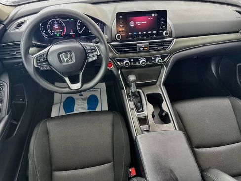 Used 2018 Honda Accord LX image 25