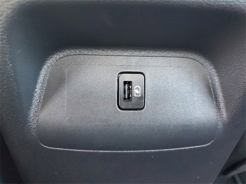 Used 2025 Nissan Sentra SV image 12