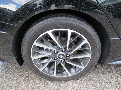 Used 2022 Hyundai Sonata Limited FWD image 8
