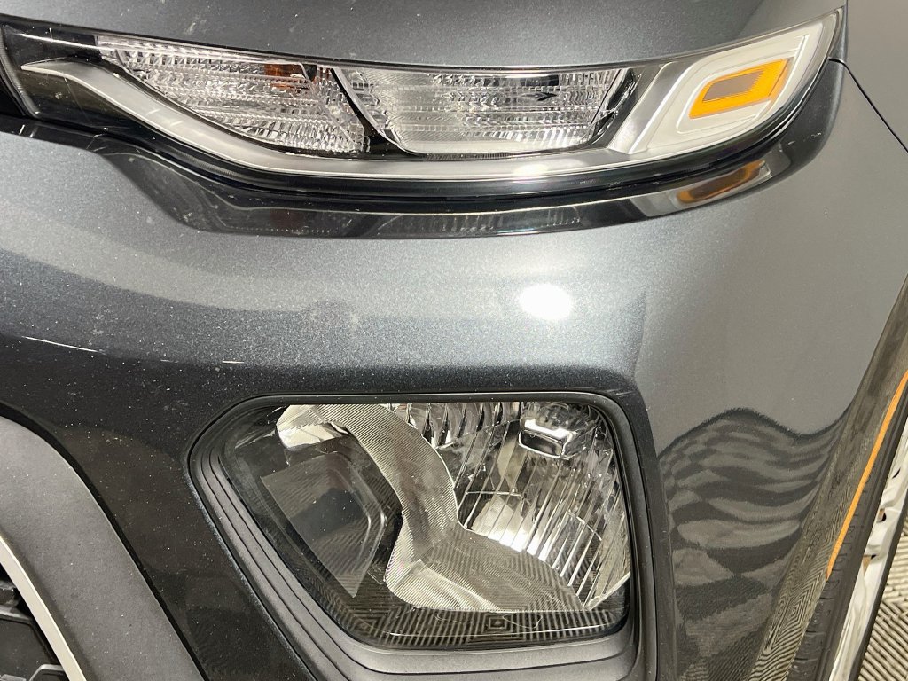 Used 2020 Kia Soul LX FWD image 9