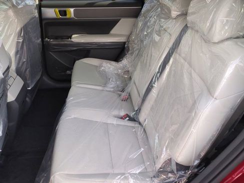 New 2025 Hyundai Santa Fe SEL image 11