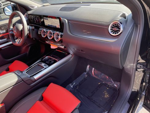 New 2026 Mercedes-Benz GLA 35 AMG AMG GLA 35 4MATIC SUV image 42