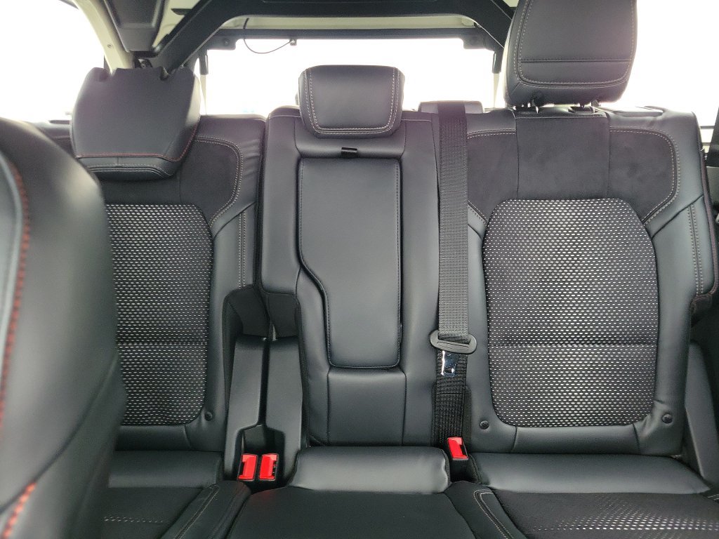 New 2026 Ford Bronco Raptor w/ Interior Carbon Fiber Pack AWD/4WD image 17