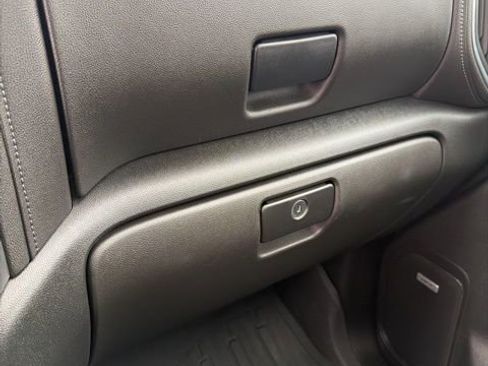 Used 2023 GMC Sierra 2500 Denali image 34