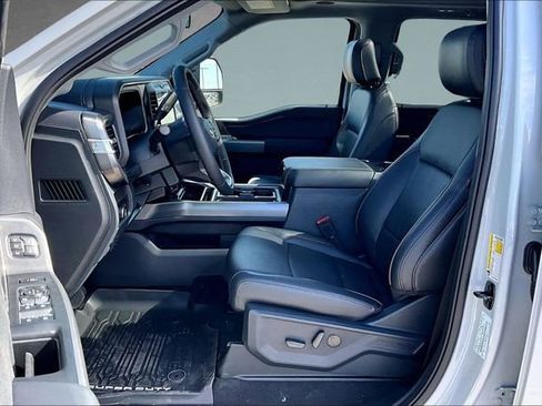 New 2026 Ford F250 Lariat w/ Black Appearance Package AWD/4WD image 8
