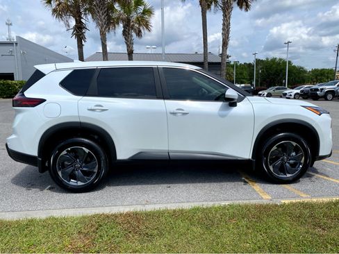 New 2026 Nissan Rogue SV image 33