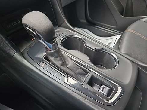 Used 2023 Chevrolet Equinox Premier FWD image 61