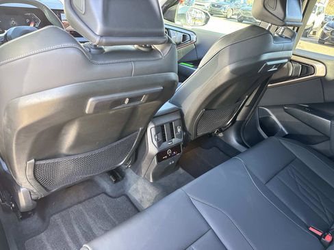 Used 2025 BMW X3 xDrive30i w/ Convenience Package image 12