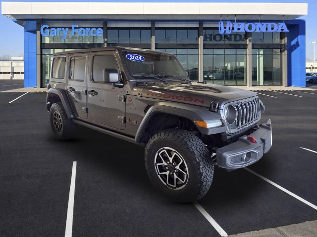 Used 2024 Jeep Wrangler Unlimited Rubicon w/ Convenience Group AWD/4WD image 1