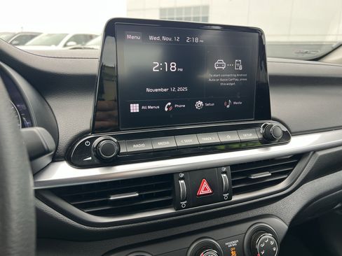 Used 2023 Kia Forte LXS image 27