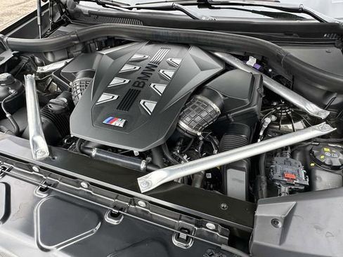 Certified 2025 BMW X5 M60i w/ Executive Package image 18