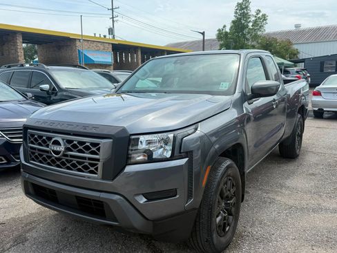 Used 2023 Nissan Frontier SV w/ Technology Package RWD image 1