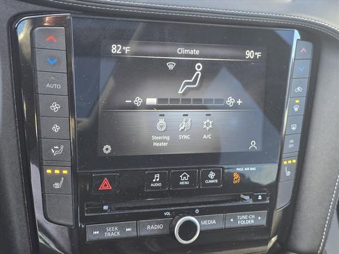 Used 2021 INFINITI QX50 Essential w/ Convenience Package image 21