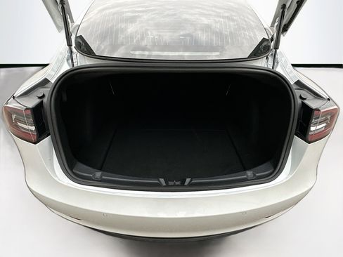 Used 2020 Tesla Model 3 Standard Range Plus image 27