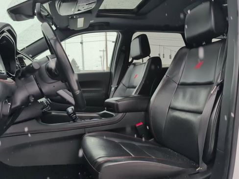 Used 2024 Dodge Durango GT image 25