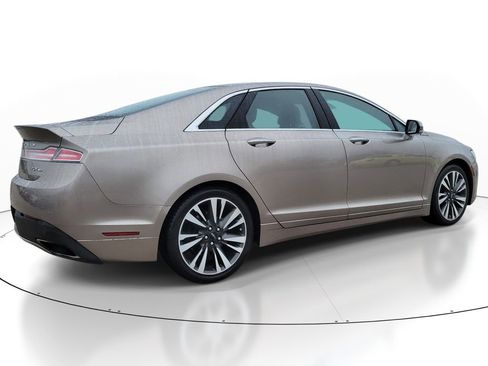 Used 2018 Lincoln MKZ Reserve w/ Climate Package AWD/4WD image 4