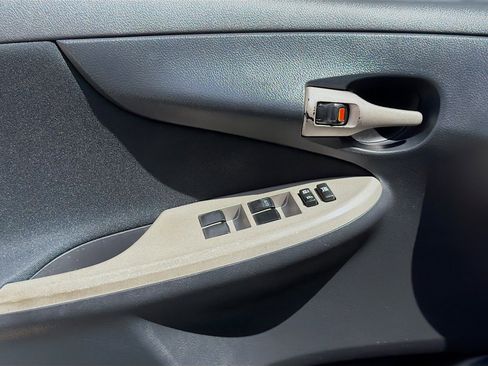 Used 2010 Toyota Corolla S FWD image 15