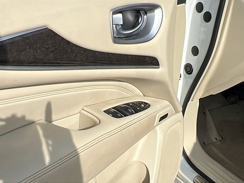 Used 2013 INFINITI JX35 FWD w/ Premium Pkg image 15