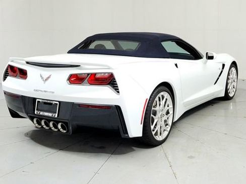 Used 2016 Chevrolet Corvette Stingray w/ 3LT Preferred Equipment Group image 5