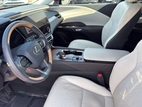 Used 2024 Lexus RX 350h AWD/4WD image 8