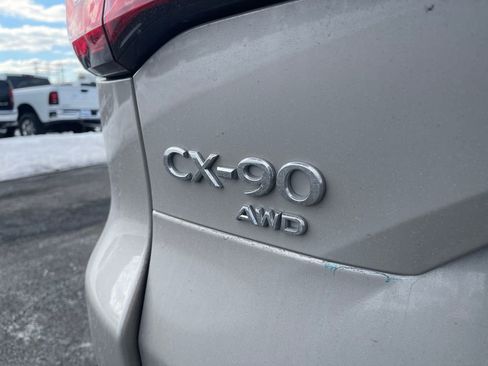 Used 2024 MAZDA CX-90 3.3 Turbo w/ Premium Package image 16
