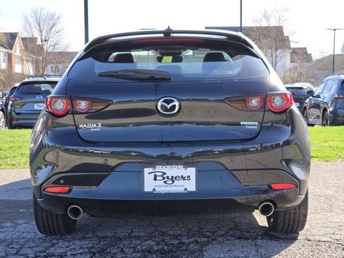 New 2026 MAZDA MAZDA3 Hatchback w/Premium Plus Pkg image 11