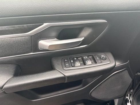 Used 2020 RAM 1500 Big Horn AWD/4WD image 11