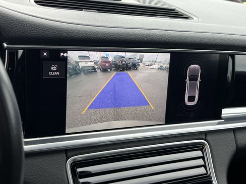 Used 2018 Porsche Panamera 4 image 19