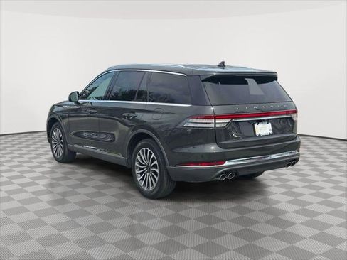 Used 2023 Lincoln Aviator Reserve w/ Elements Package Plus AWD/4WD image 5