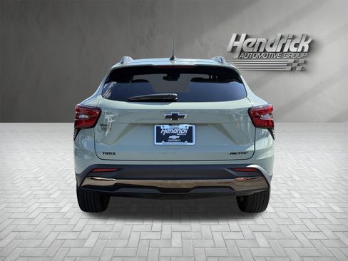 Used 2025 Chevrolet Trax ACTIV w/ Driver Confidence Package FWD image 9