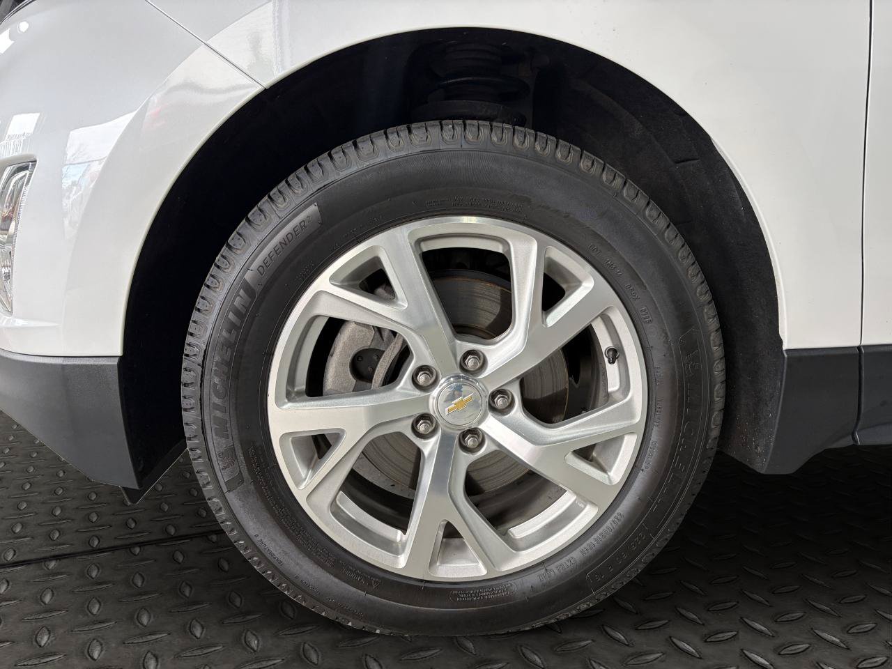 Used 2019 Chevrolet Equinox LT AWD/4WD image 23